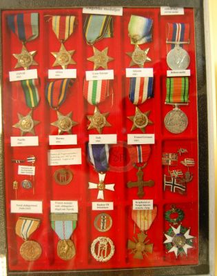 Lofoten Krigsminnemuseum
Medaljer i utstillingen
